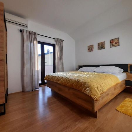 Apartman Sofia פורץ מראה חיצוני תמונה